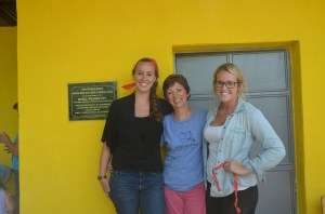 Without these 3 very special ladies this school would never have been built.  El Silencio is so remote, no one ever goes there.  But we do!